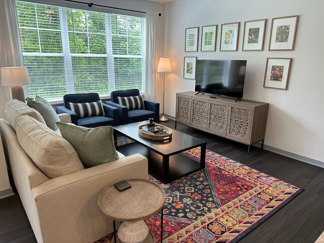 Building Photo - 5069 Aldersgate Dr Rental