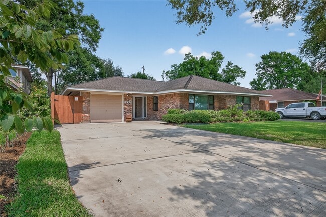 Building Photo - 4038 Cheena Dr Rental