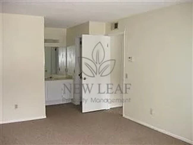 Photo - Charming 2-Bedroom Condo in North Pomona – Prime Location! Unidad 4