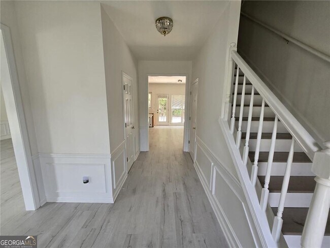 Photo - 10845 Glenbarr Dr