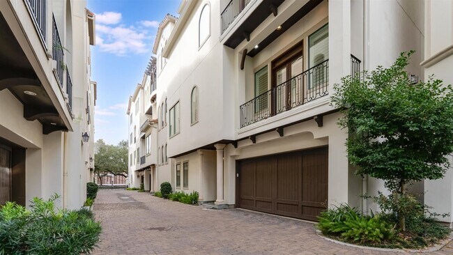 Photo - 1700 Sunset Blvd