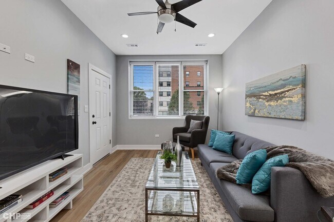 Photo - 3920 S Calumet Ave Unit 2