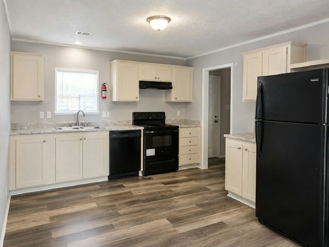 Photo - 1123 Walt Williams Rd