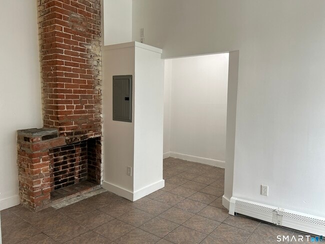 26 Prospect St Unit 2A