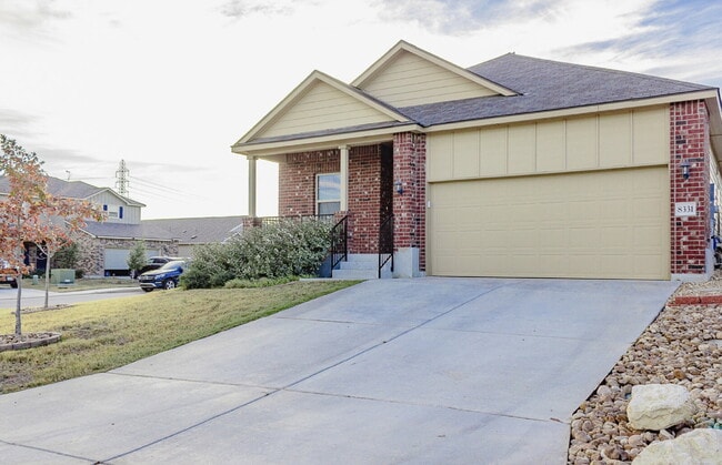 Building Photo - 8331 Bending Willow