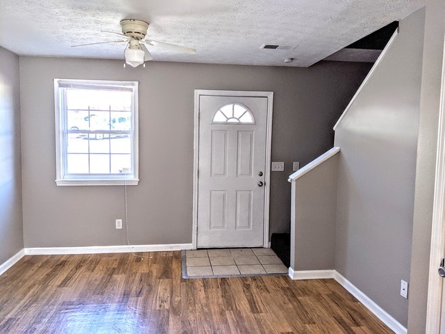 Photo - Fieldstone Apartments