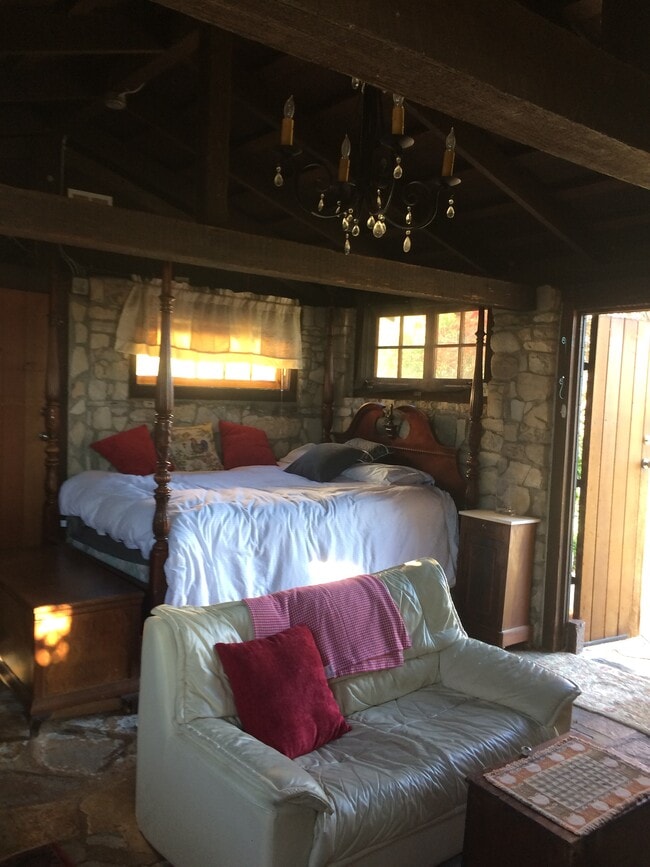 Photo - 6441 Via Colinita Unidad Stone house