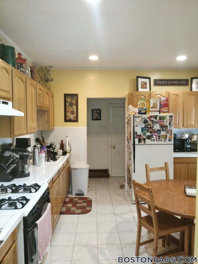Photo - 19 Lothrop St Unidad 1