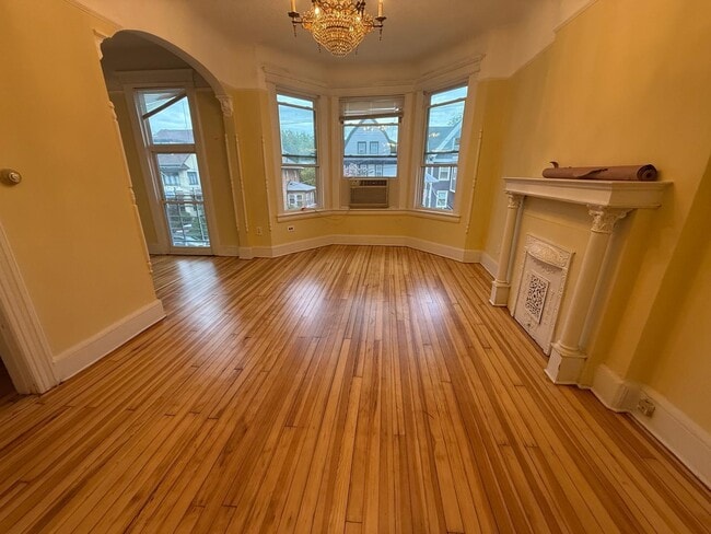 Photo - 223 Harrison Ave Unit 2
