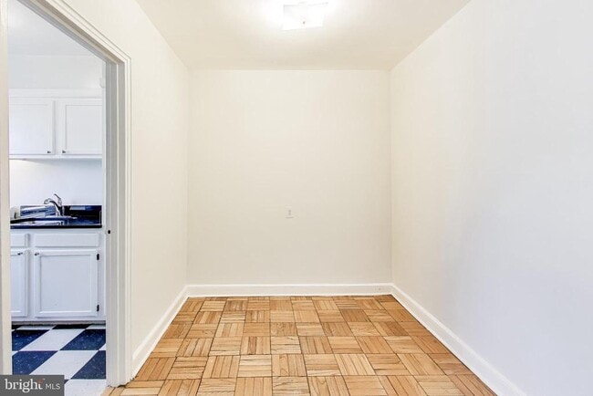 Photo - 1722 N Quinn St Unit 303