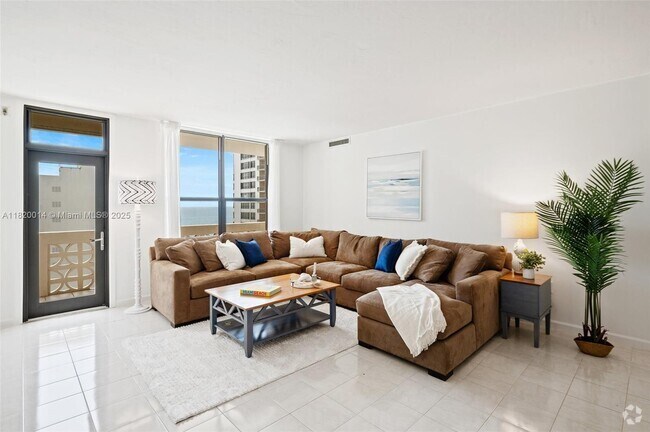 Building Photo - 10185 Collins Ave Unit 1508 Rental