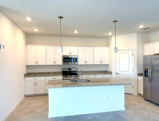 Photo - 1553 Saddlewood Cir