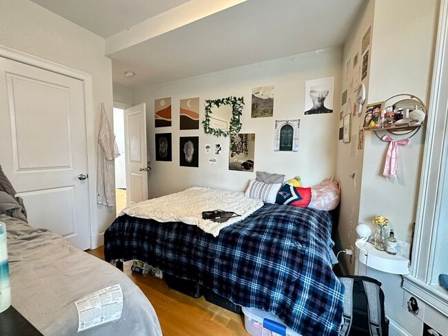 Photo - Really niceeee 4 bed in Mission Hill