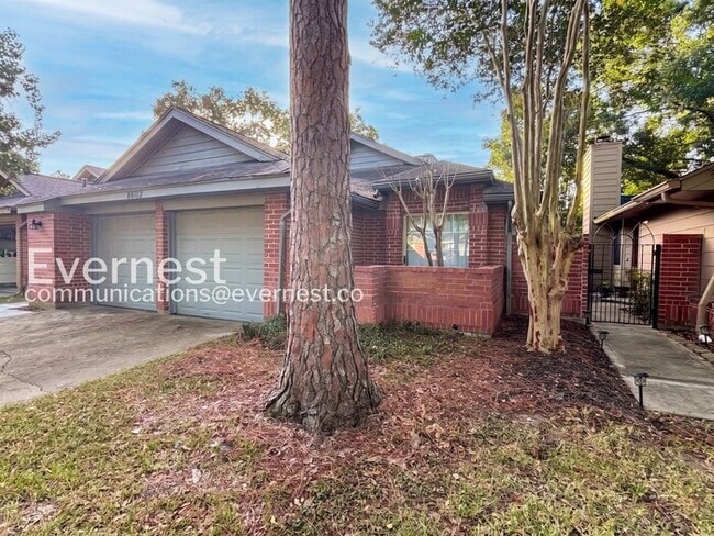 Photo - 8602 Laurel Trails Dr