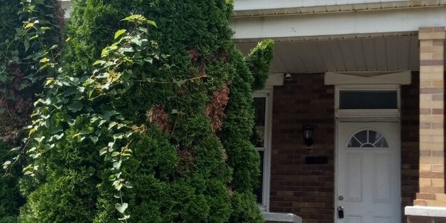 3237 Kenyon Avenue - 3237 Kenyon Avenue