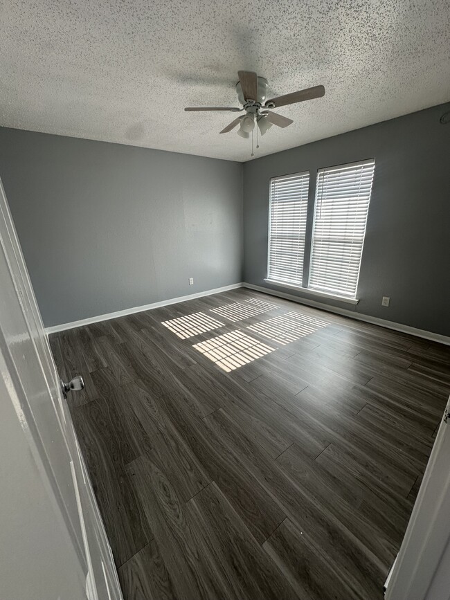 Towne Oaks Townhomes