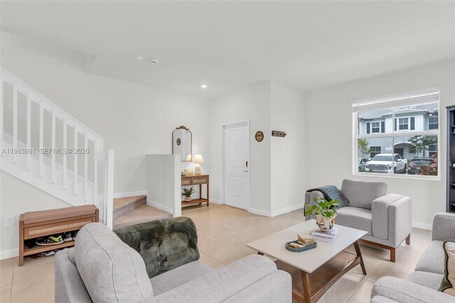 Photo - 16264 SW 292nd St