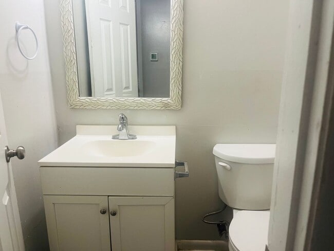 Photo - 131 Wall St Unit 110