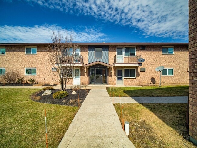 Photo - Holiday Meadows Apartments