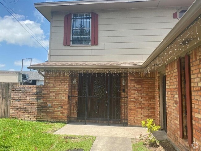 Building Photo - 3400 Spurlock Rd Rental