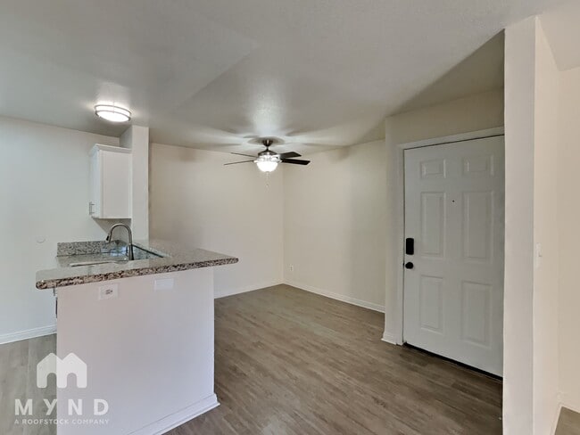 Photo - 2200 S Fort Apache Rd Unidad 1089