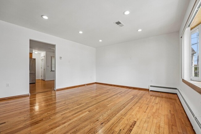 Photo - 669 9th St Unit 2