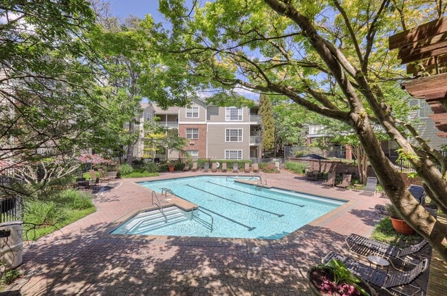 Photo - 2025 Woodmont Blvd Unit 247