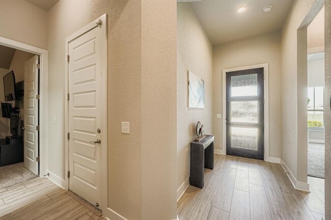 Photo - 9800 Grapevine Leaf Dr