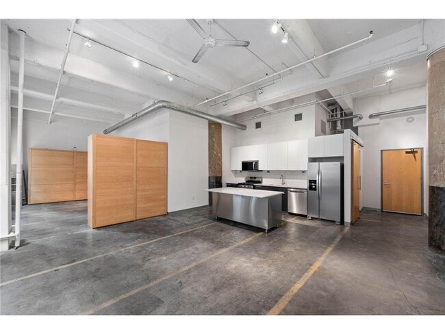 Photo - 700 N Washington Ave Unit 208