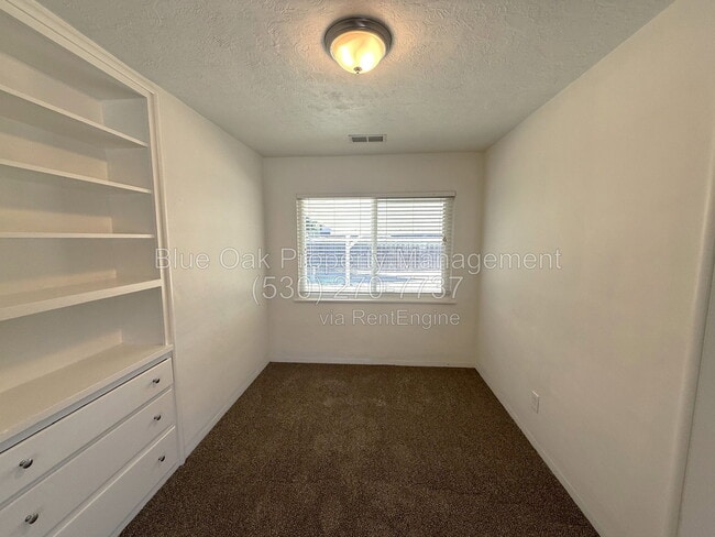 Photo - 172 Connors Ave