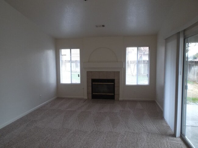 Photo - Spacious 3-Bedroom Rental Near Schools & Shopping