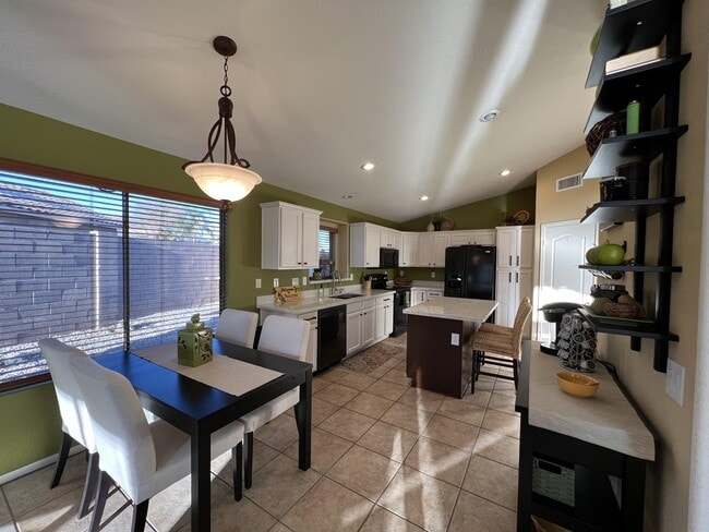 30091 N Maravilla Dr