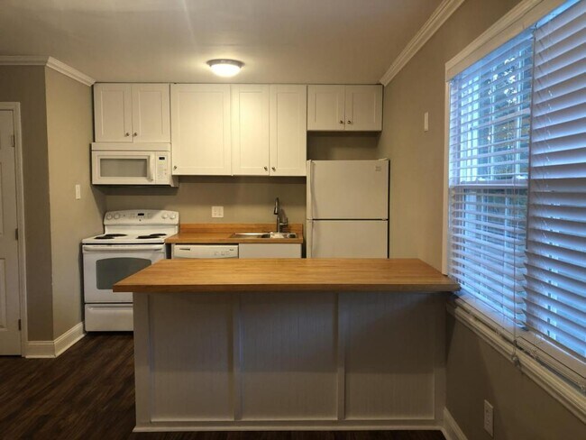 Photo - 1433 Fernwood Glendale Rd Apartment