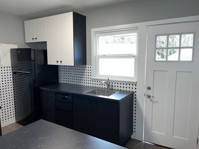 Photo - r3008unanderavev Unit 2103