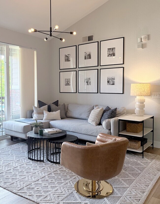 804 Summer Hawk Dr Unit #1204