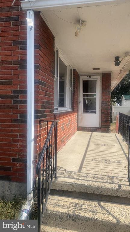 Photo - 307 Burlington Ave