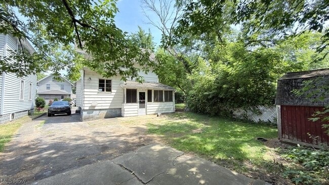 Photo - 200 Jesse Ave