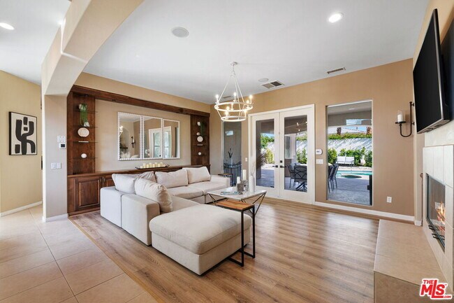 Photo - 4 Cartier Ct