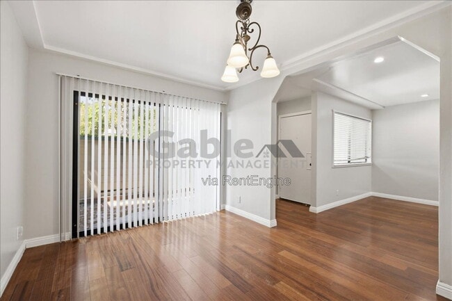 Photo - 23554 Newhall Ave