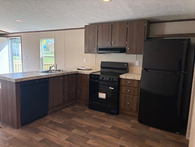 Photo - BRAND NEW 3 BED, 2 BATH MOBILE HOME IN PARK LOCATED IN EAGLE SPRINGS