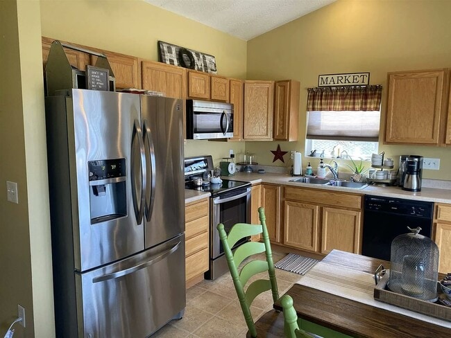 Photo - 3670 Avalon Dr