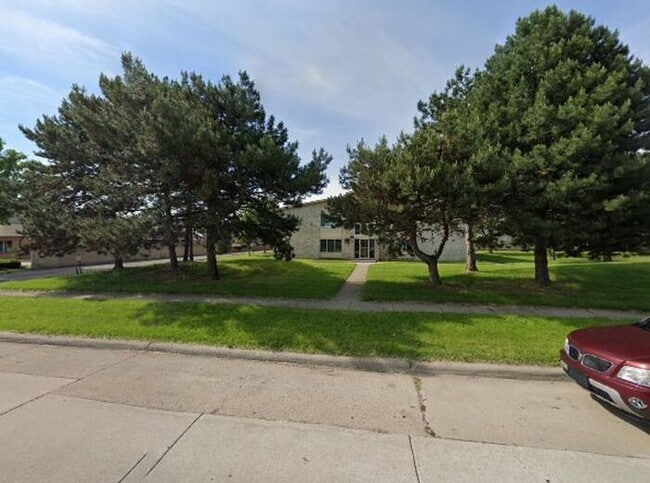 Beautifully Remodeled and Spacious - Heat and Water Included