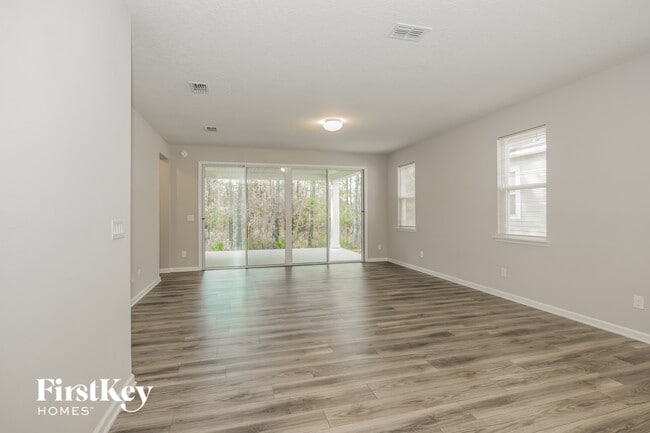 Photo - 11010 Chitwood Dr