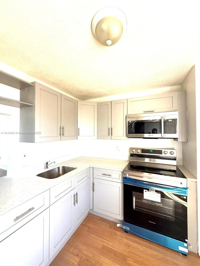 Photo - 1401 NE 191st St Unit D409