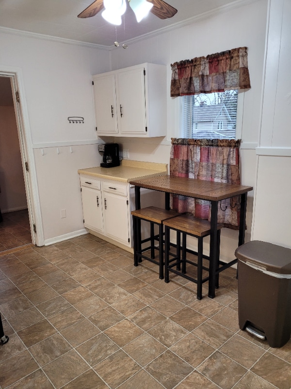 Photo - 841 Parkview St NE