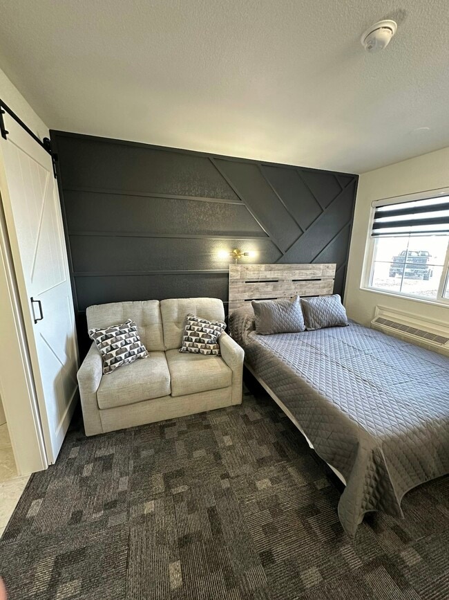 Photo - 620 Latrobe Ave Unit Studio