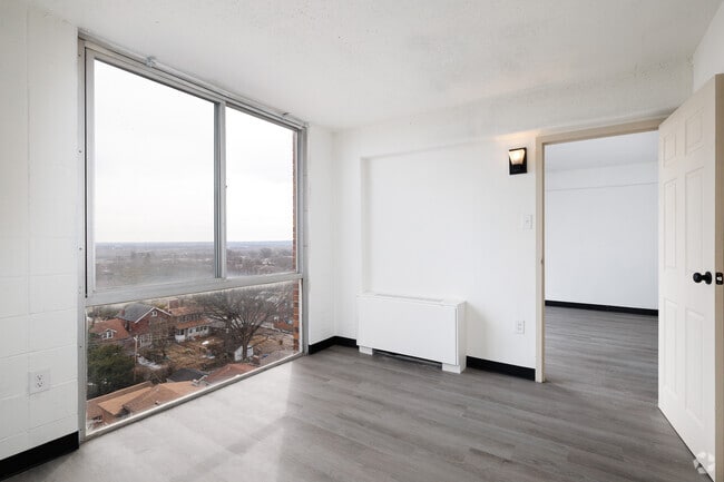 1BR, 1BA - 482SF - Bedroom
