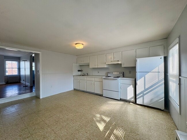 Photo - 158 Adams St