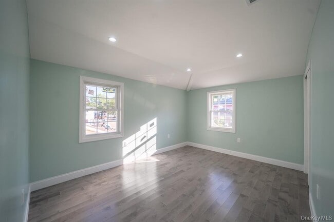 Photo - 115-42 Inwood St Unit 2