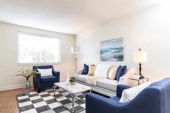 Interior Photo - Park Clayton Rental
